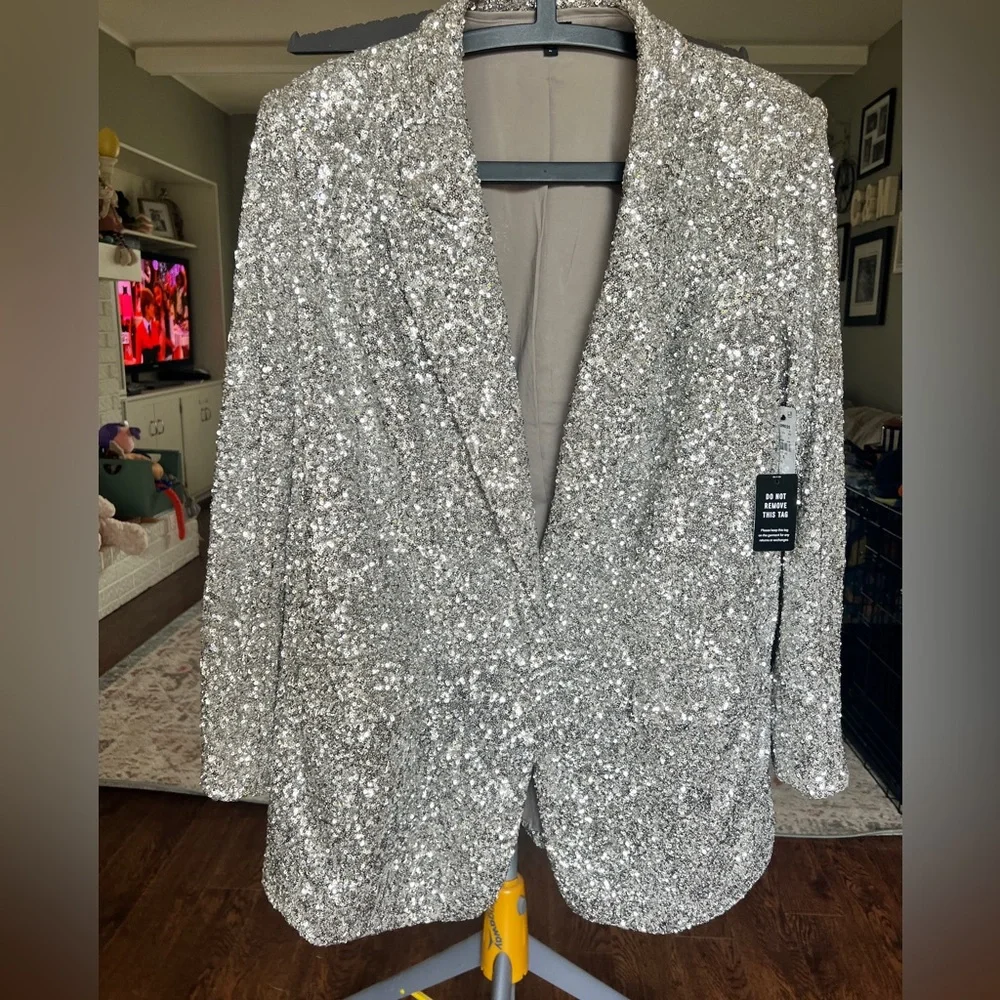 Express Silver Sequin Blazer and Skirt Set - Picture 2 of 7
